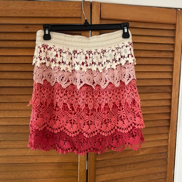 Rue 21 Women’s Laced Patterned Stretchy Skirt Pink White Sz XS/S - Picture 5 of 6